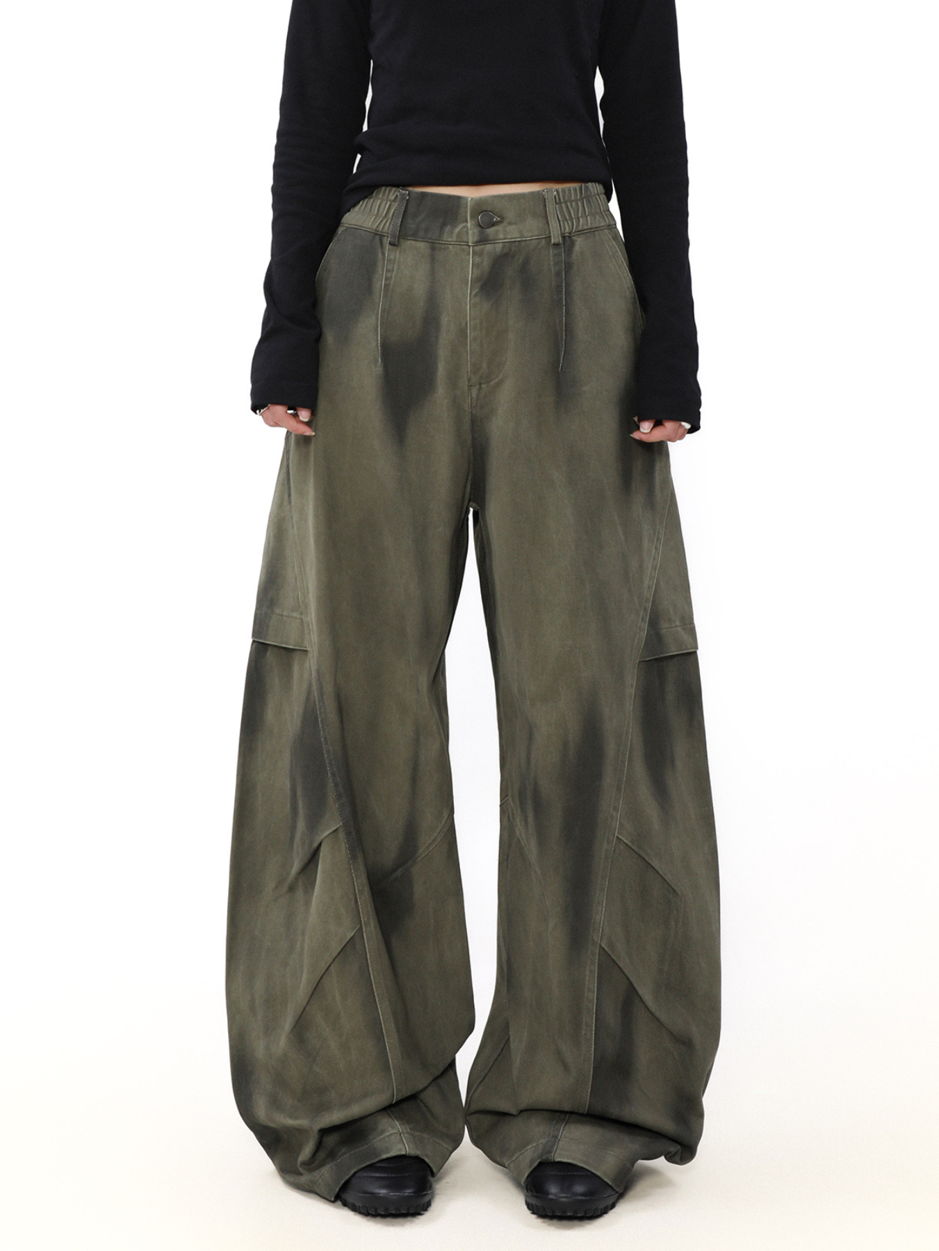 QS947A dirty pants