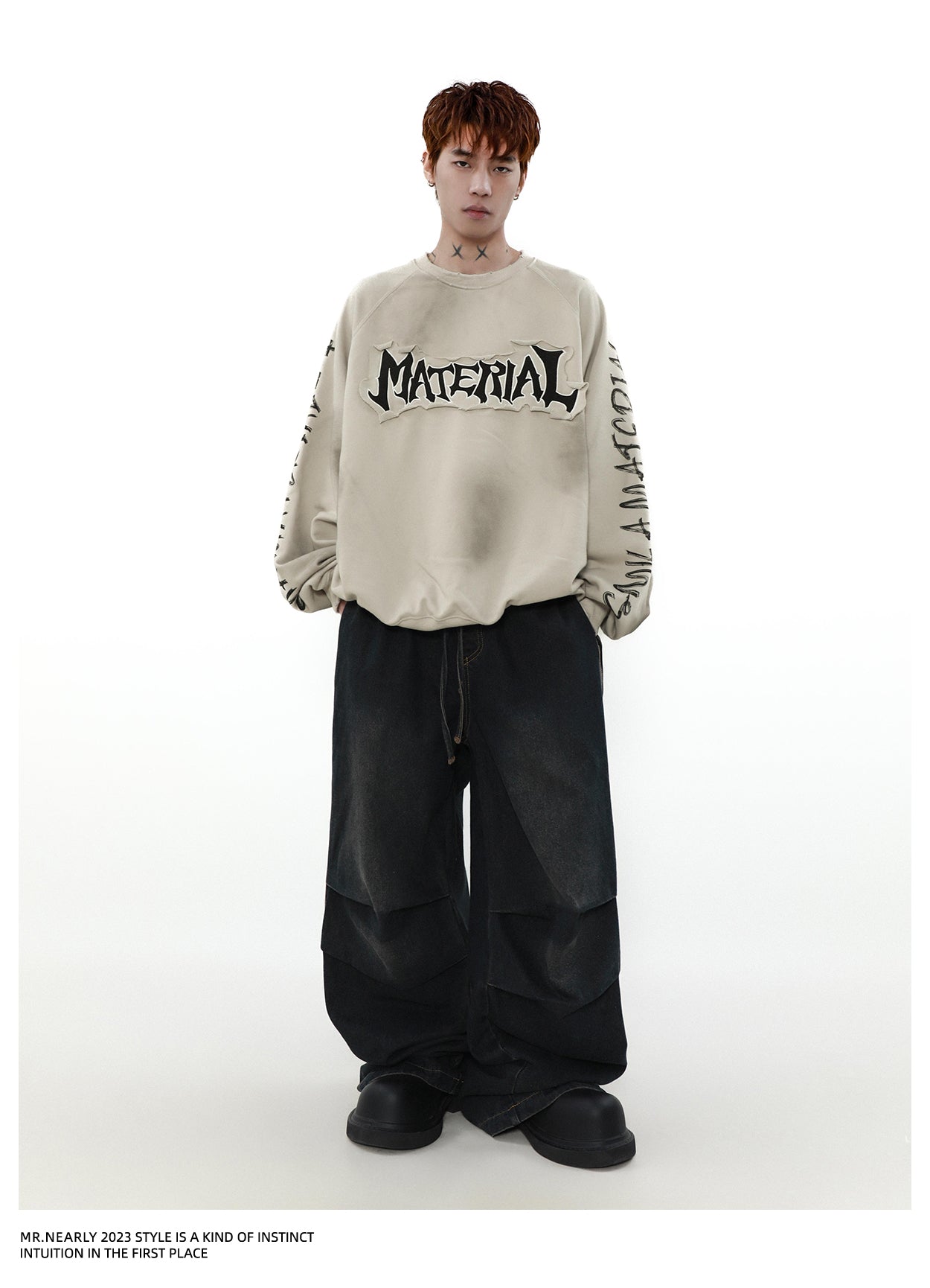 QS372A dirty sweater