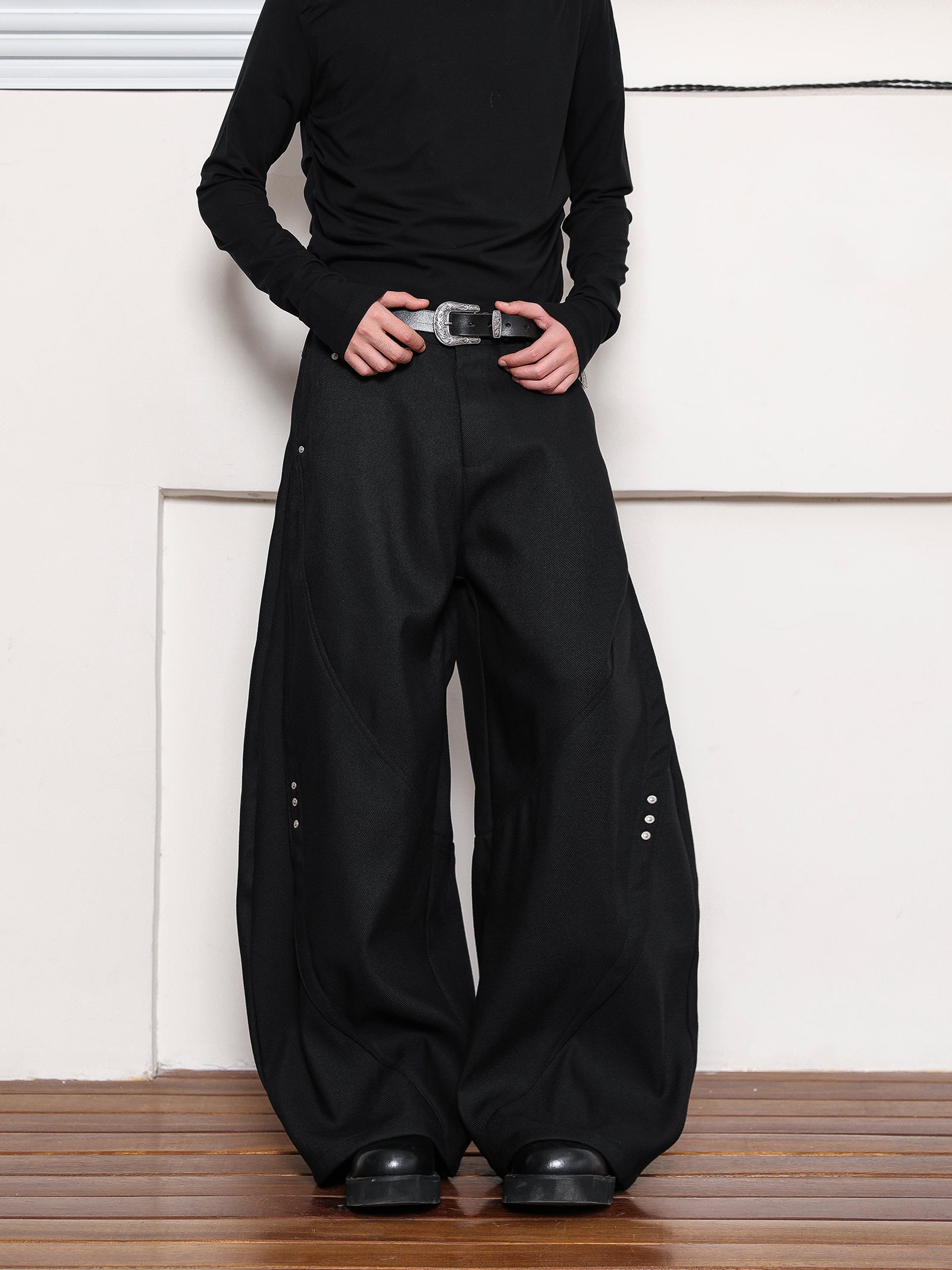 QS111B wide design pants