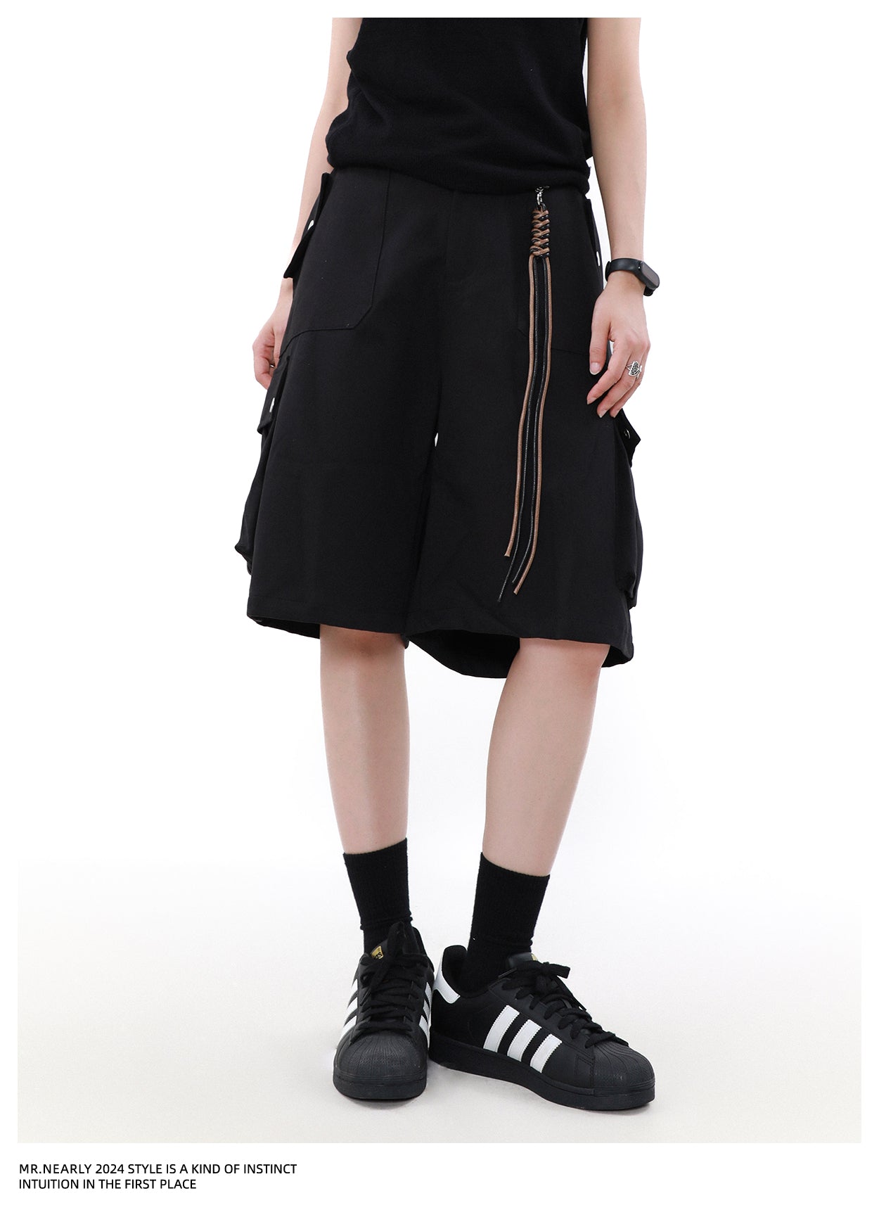 QS685A multi pocket short pants