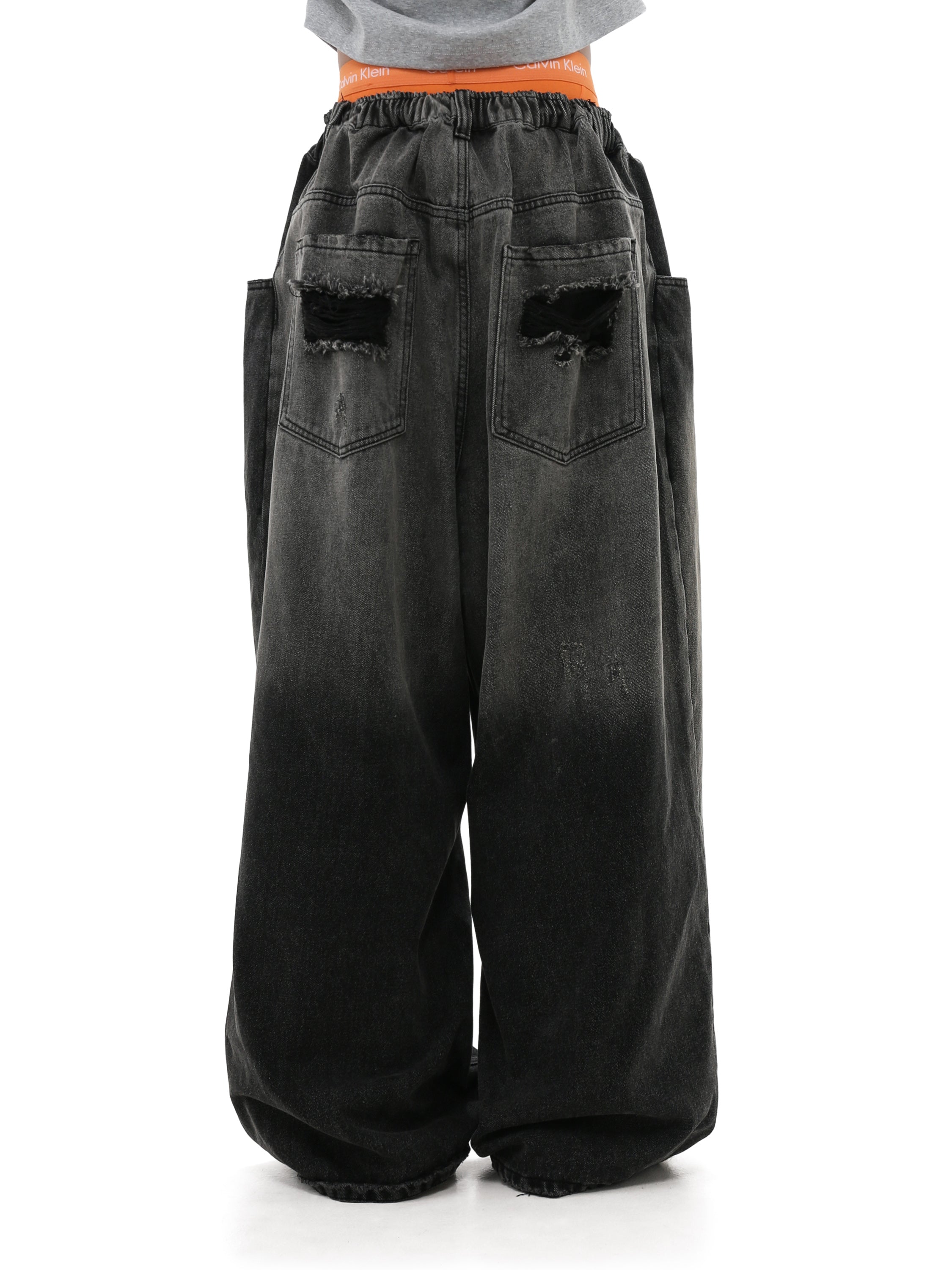 QS704A damage denim