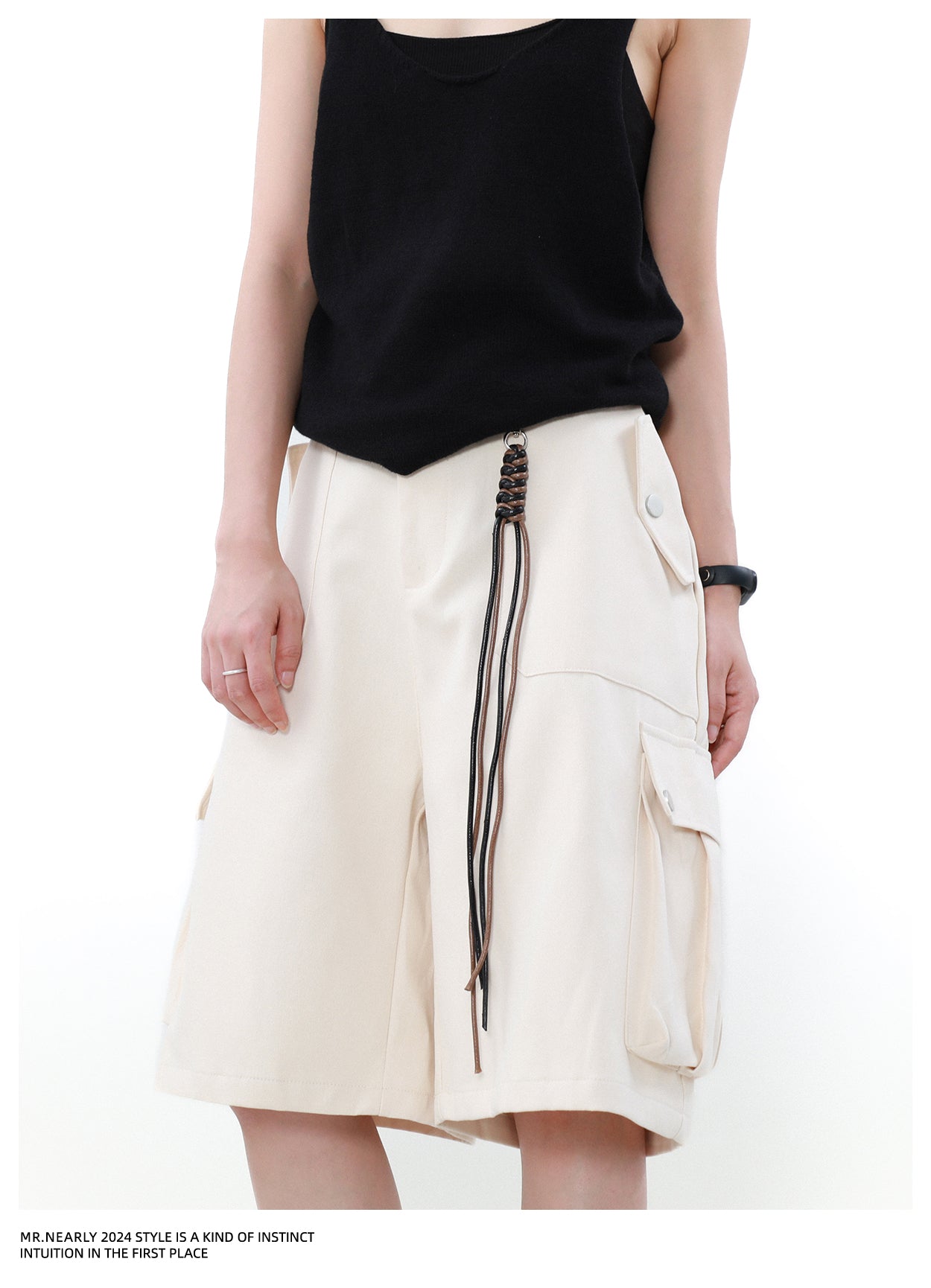 QS685A multi pocket short pants