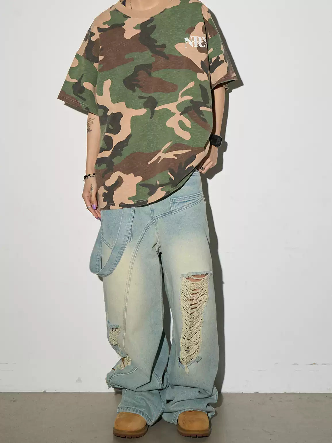 QS830B damage denim