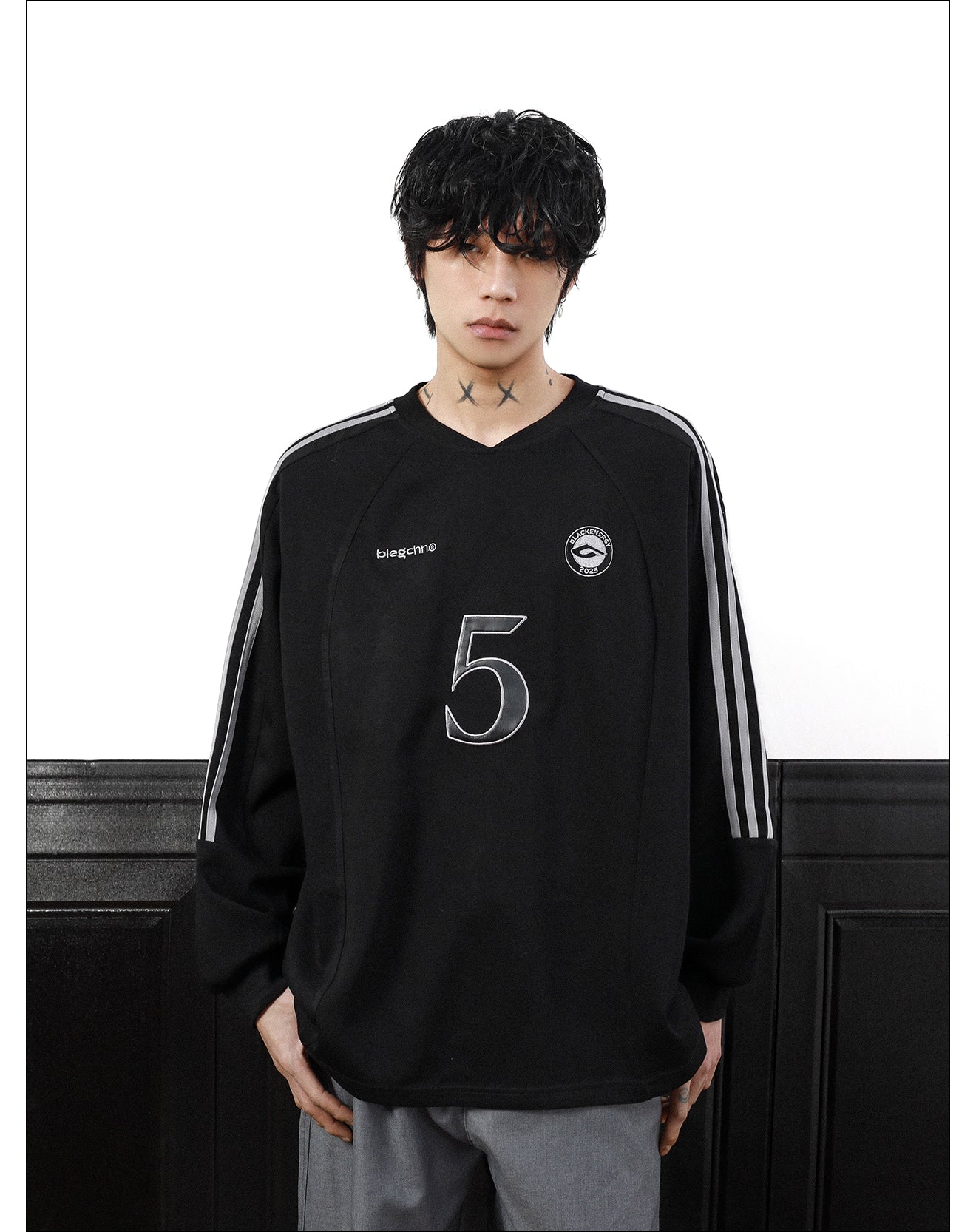 QS320B uniform L/S tee