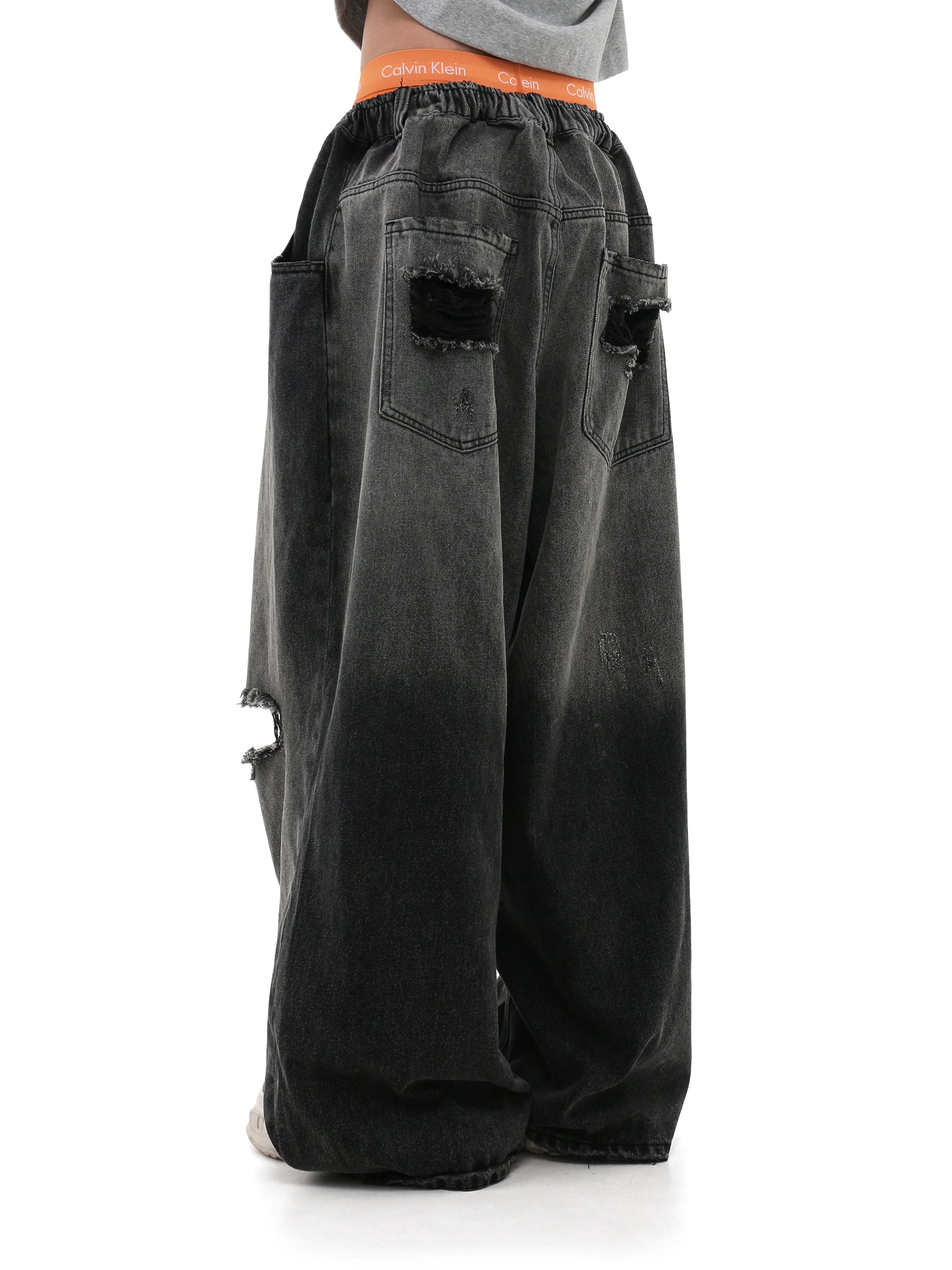 QS704A damage denim