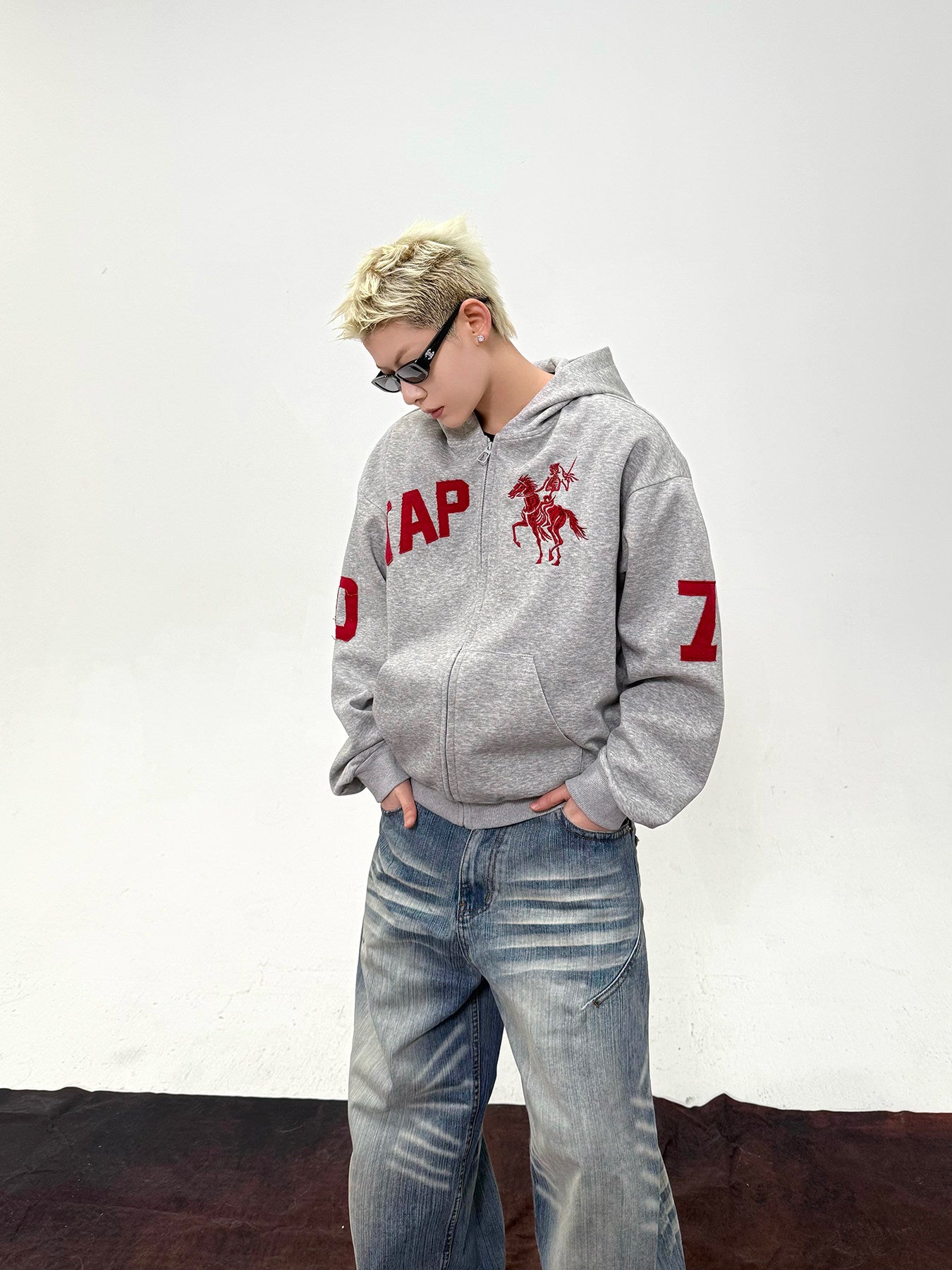 QS731B zip hoodie
