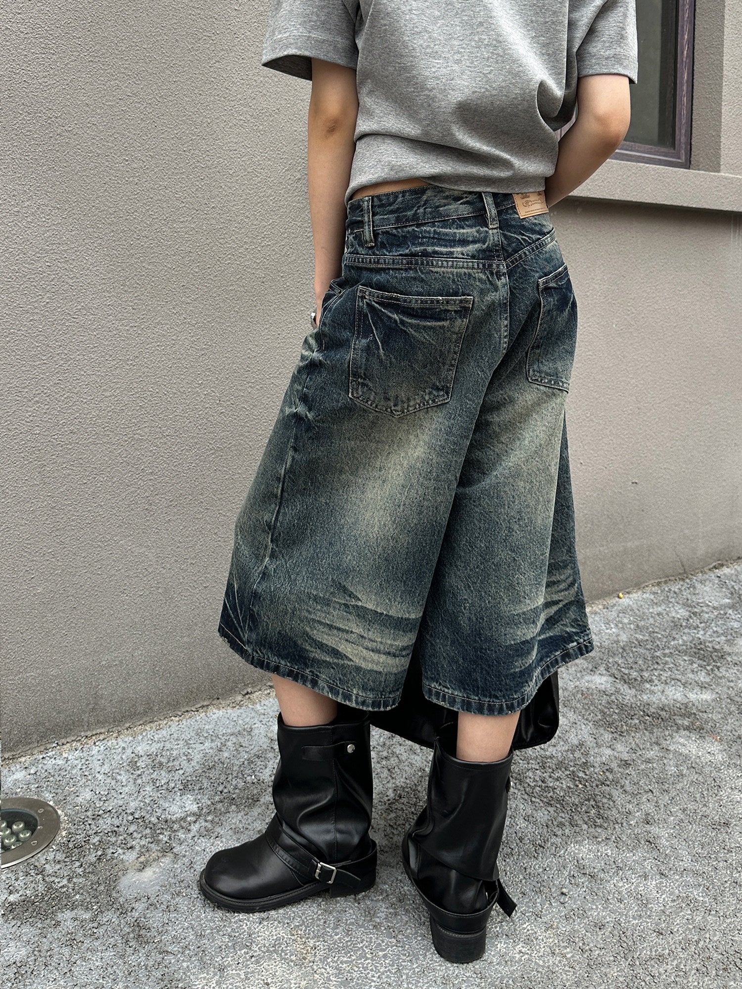 QS819B denim shorts