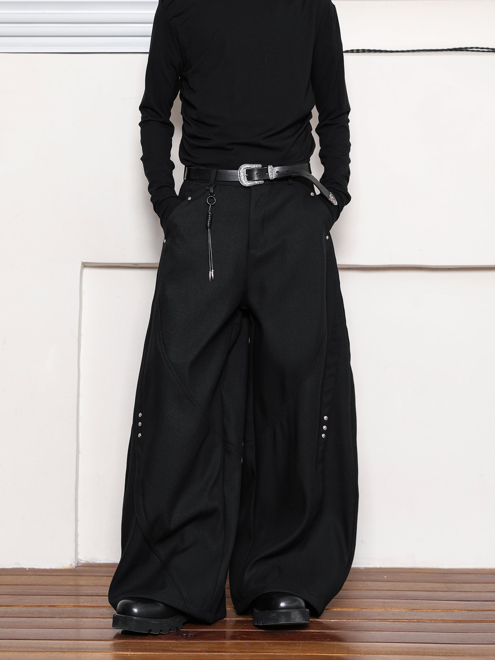 QS111B wide design pants