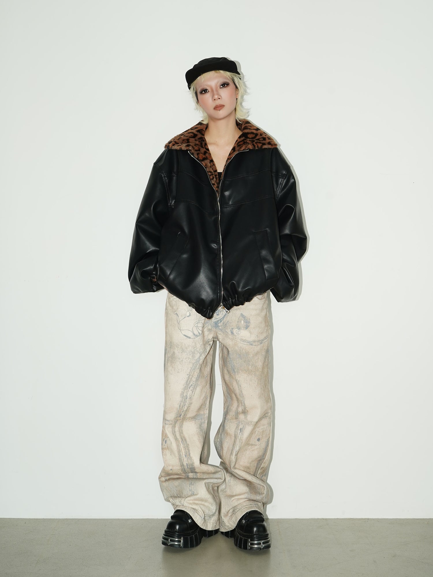 QS155B graffiti pants