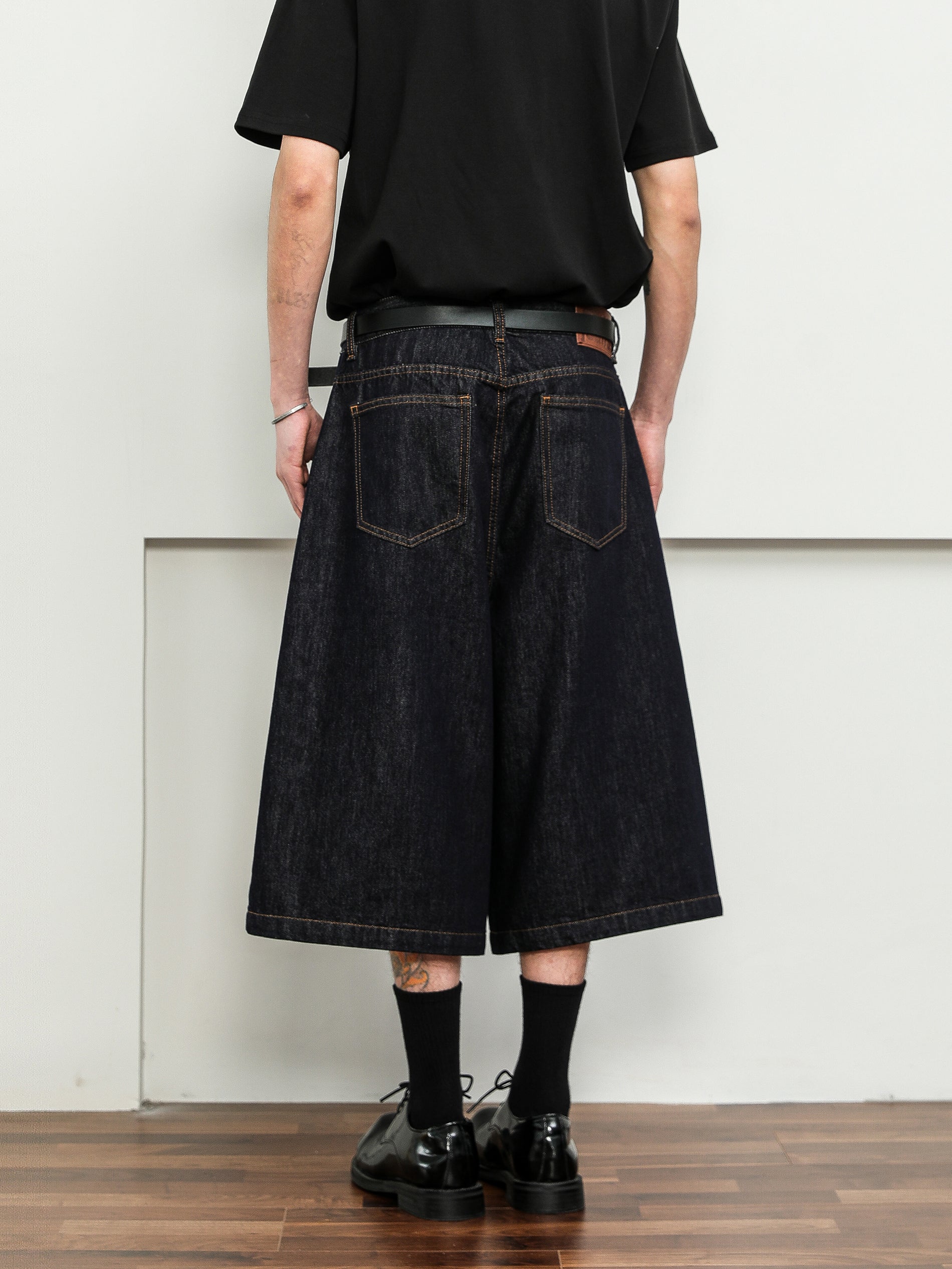 QS420B denim shorts
