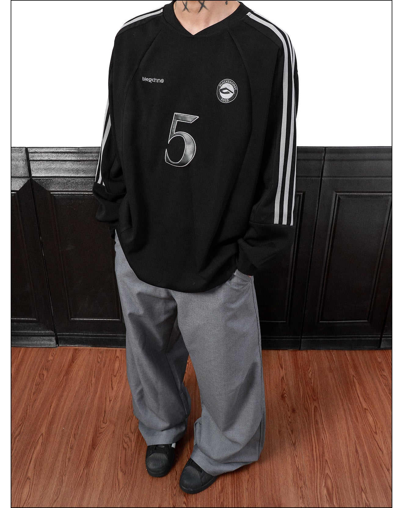 QS320B uniform L/S tee