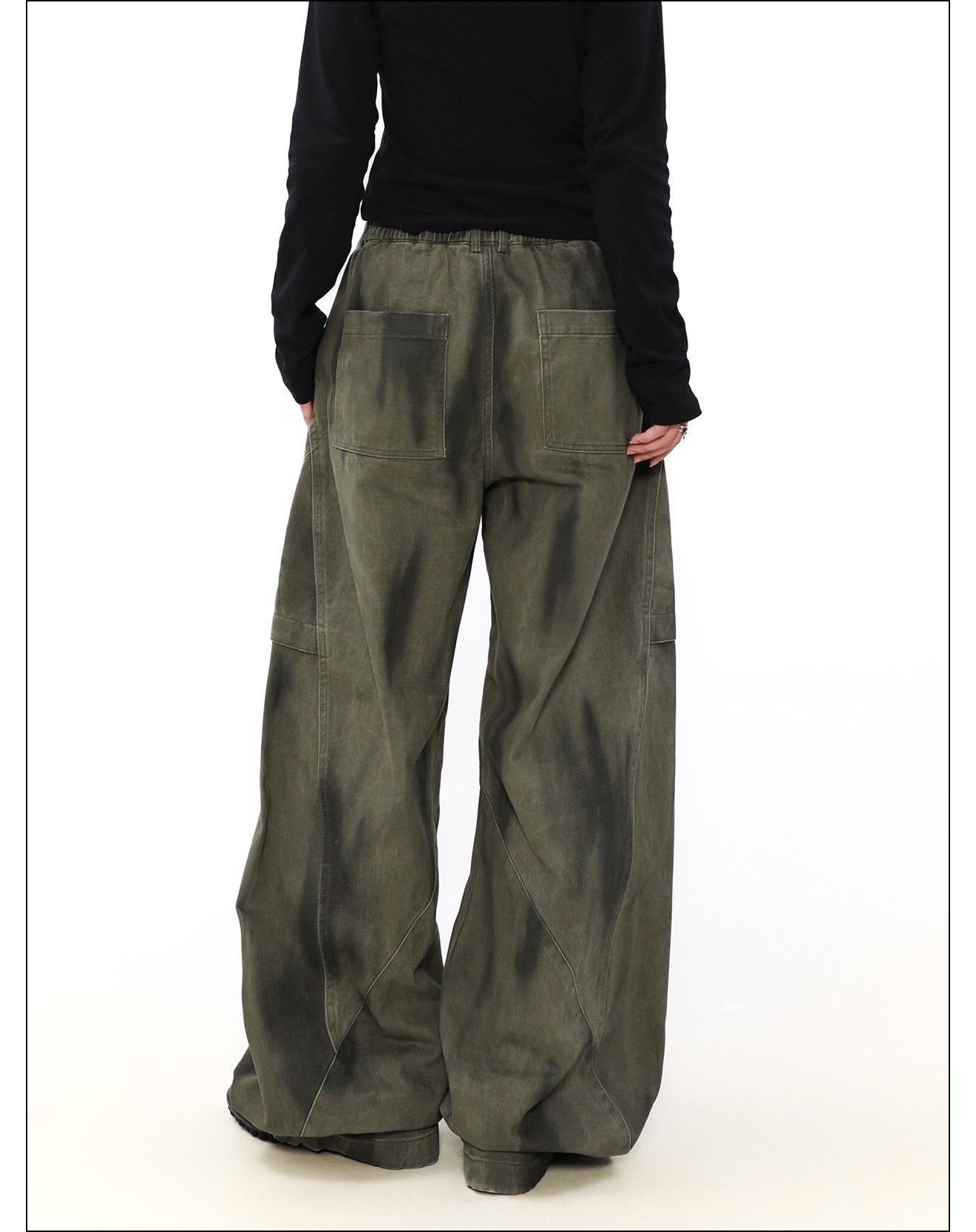 QS947A dirty pants