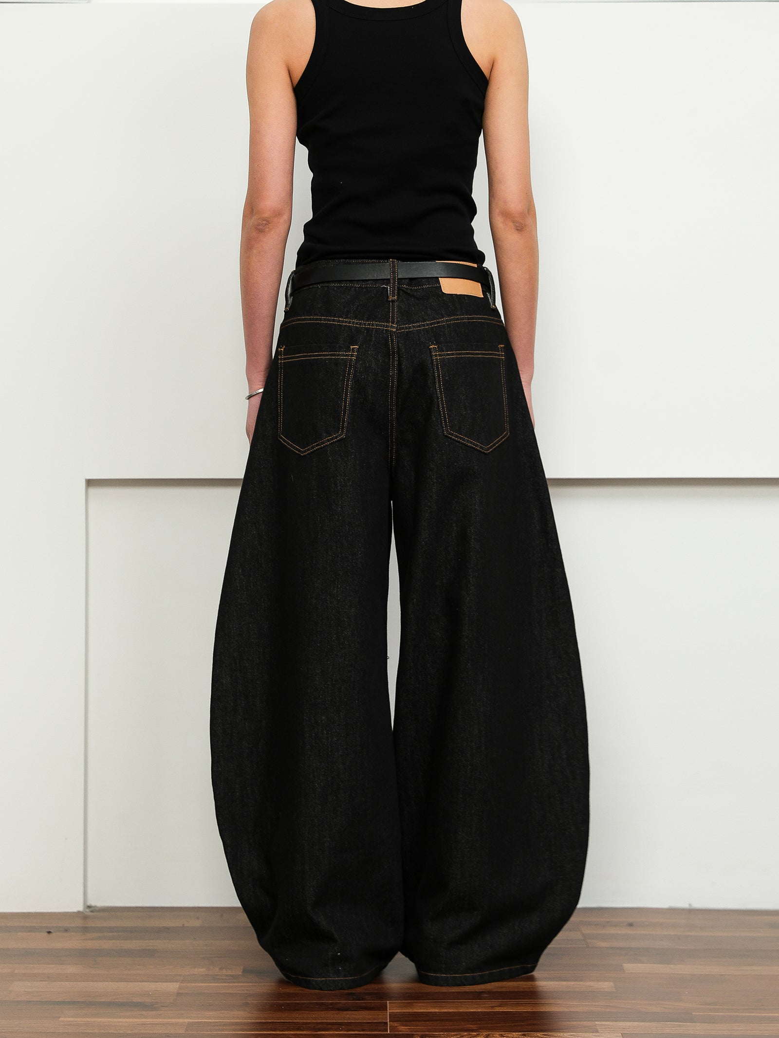 QS402B wide denim