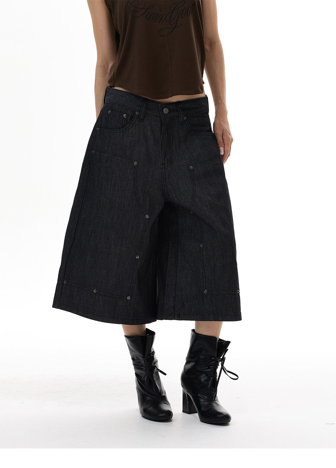 QS823B denim shorts
