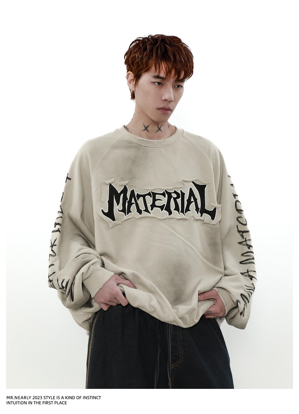 QS372A dirty sweater