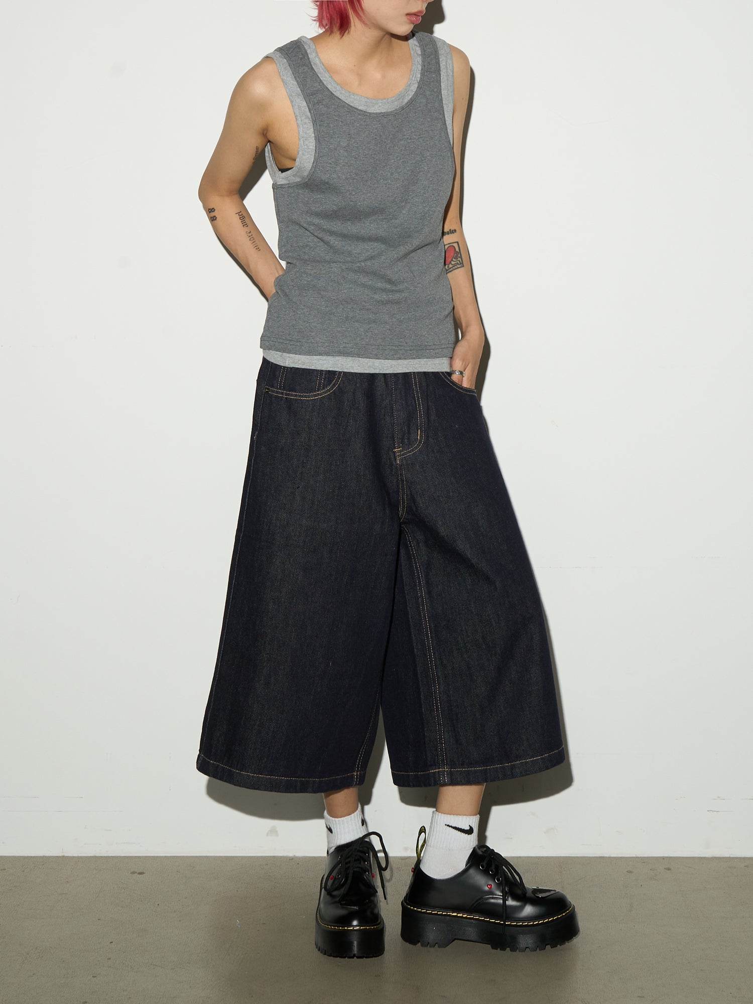 QS530B denim shorts