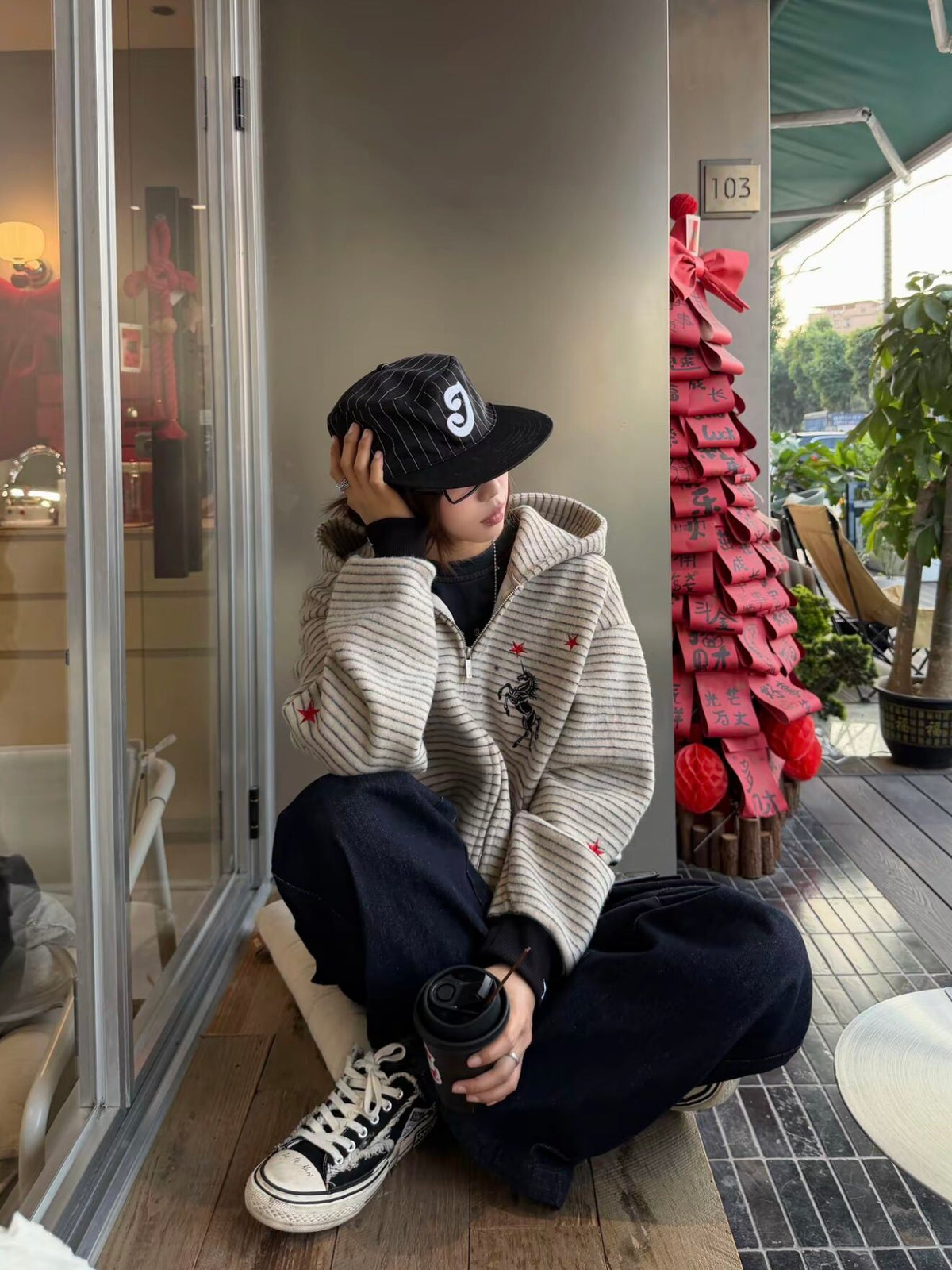 QS936B zip hoodie