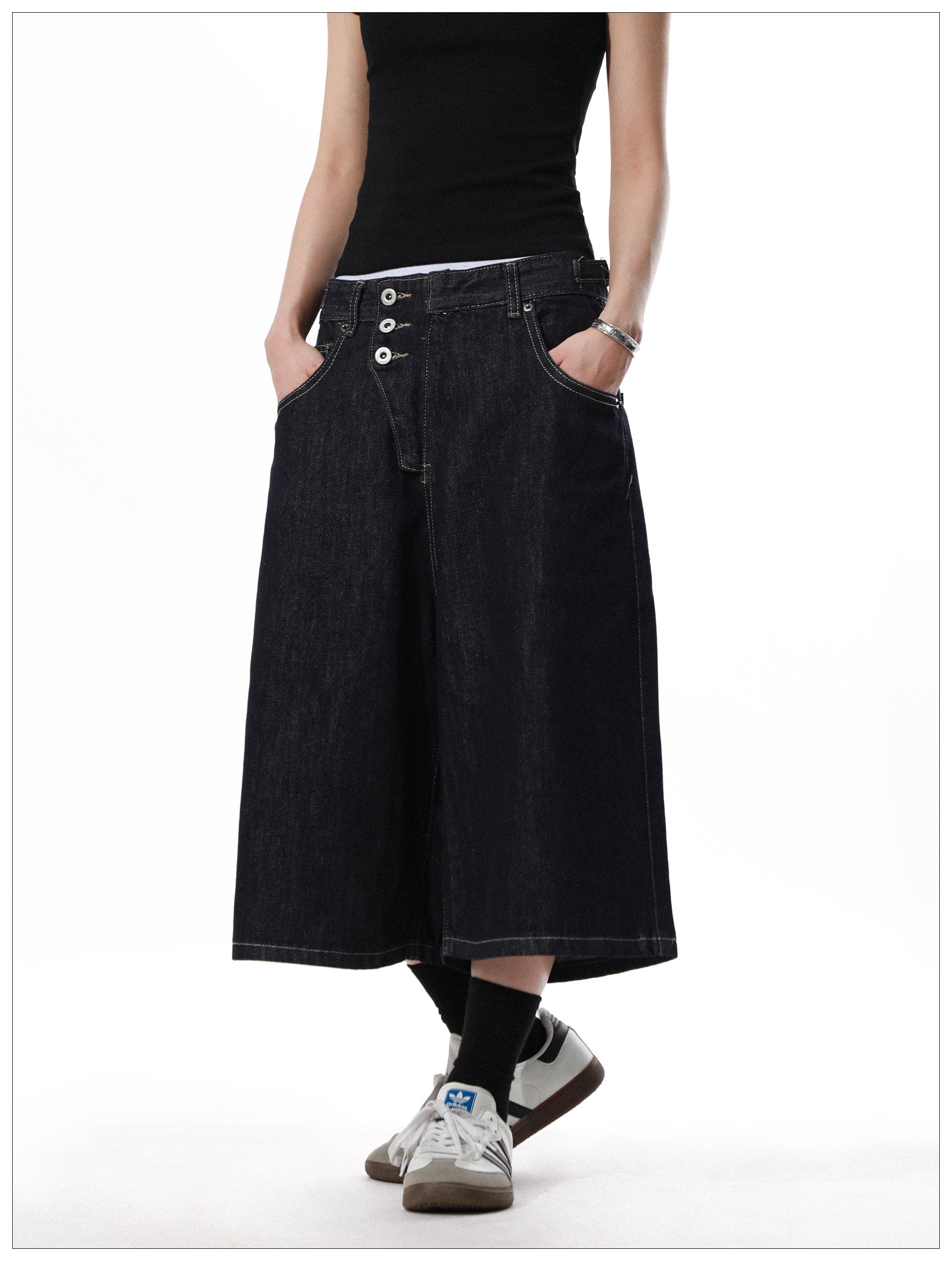 QS814B denim shorts