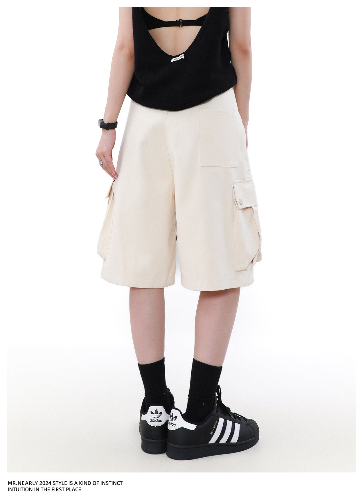 QS685A multi pocket short pants