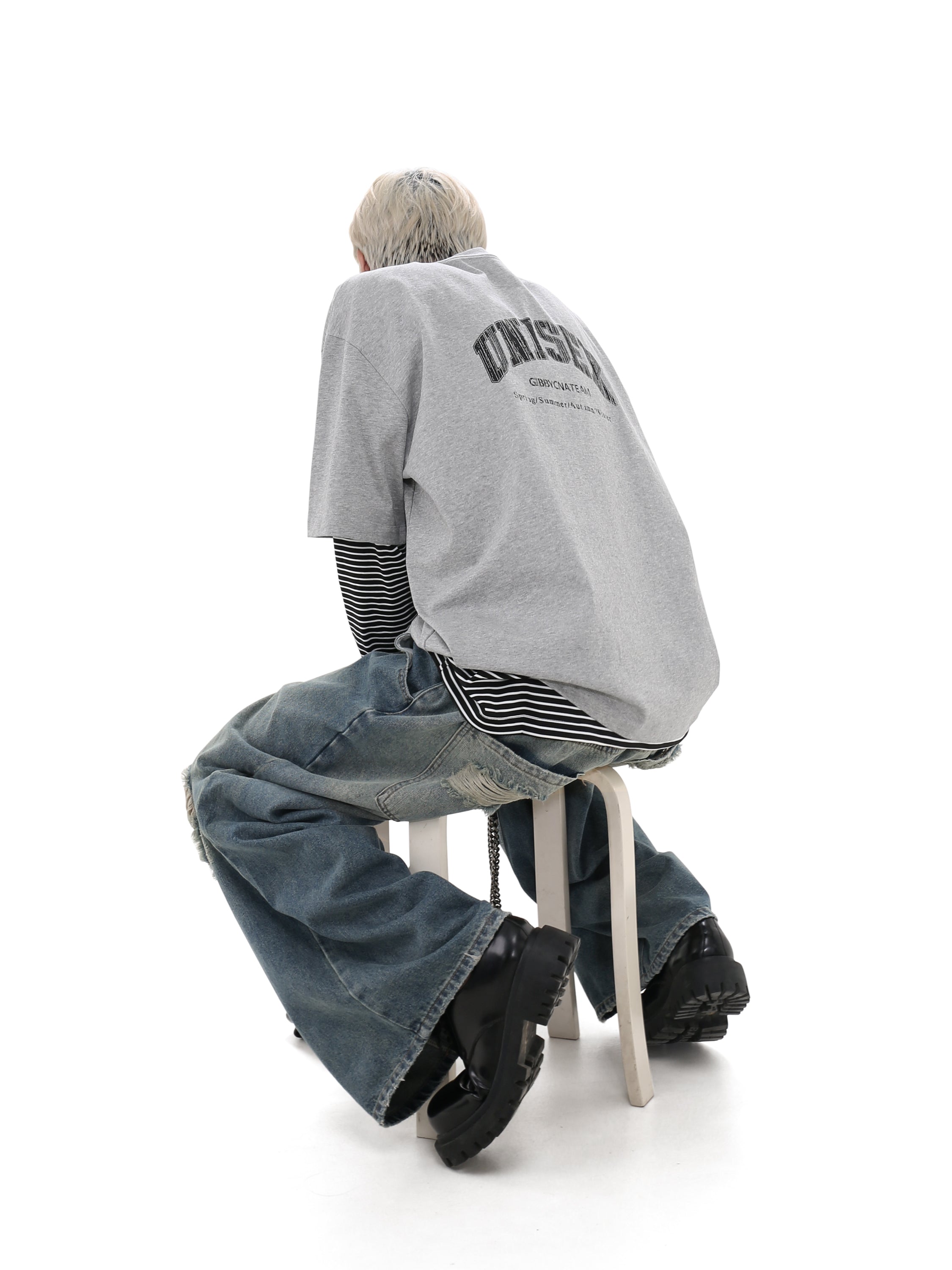 QS704A damage denim