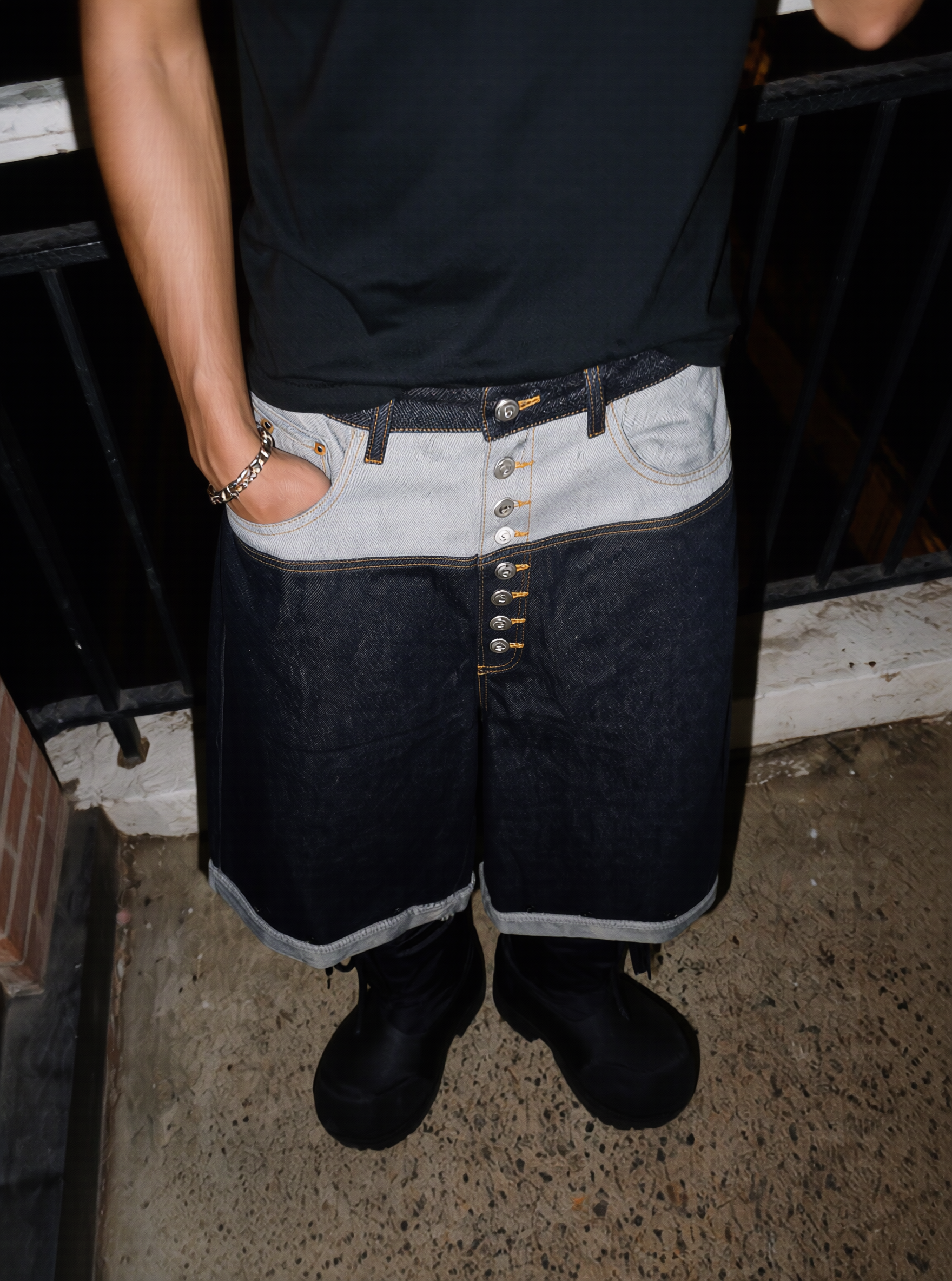 QS874B denim shorts
