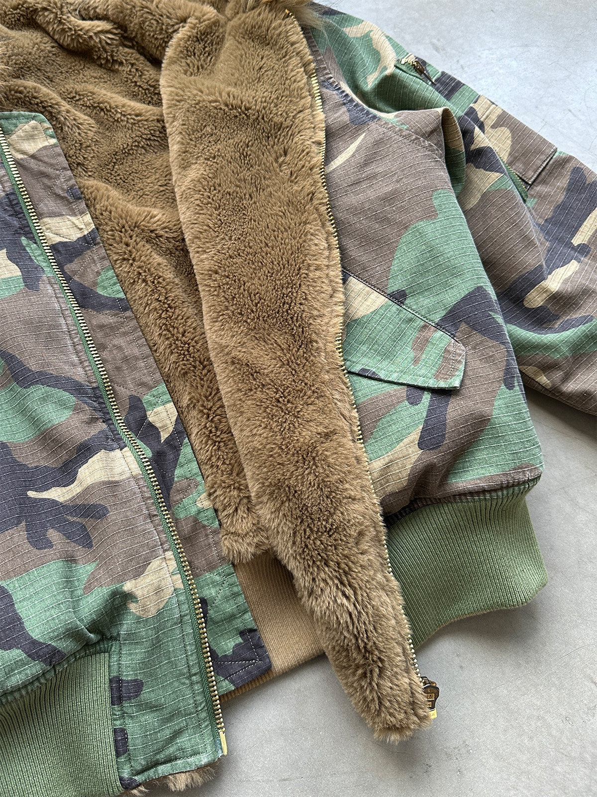 QS947B camo jacket