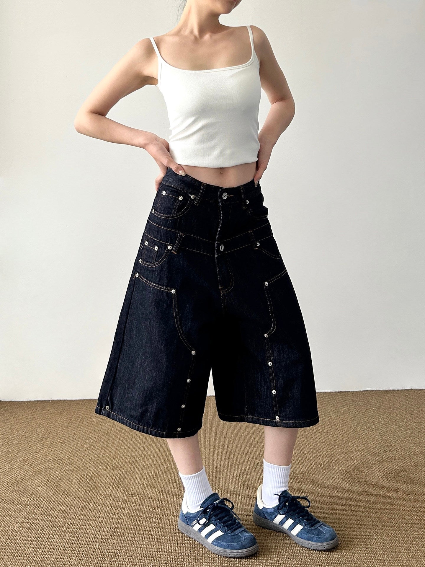 QS784B denim shorts