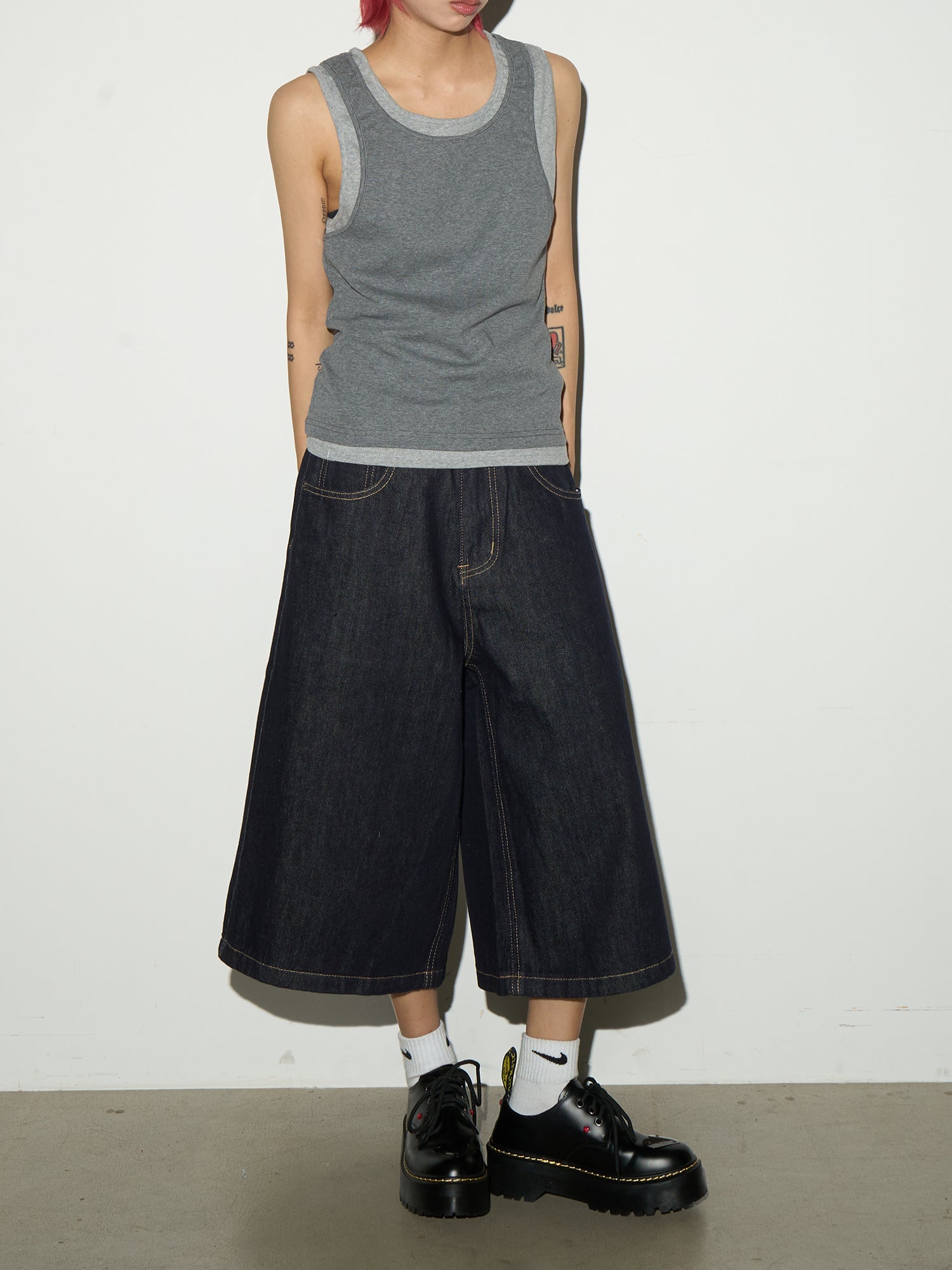QS530B denim shorts