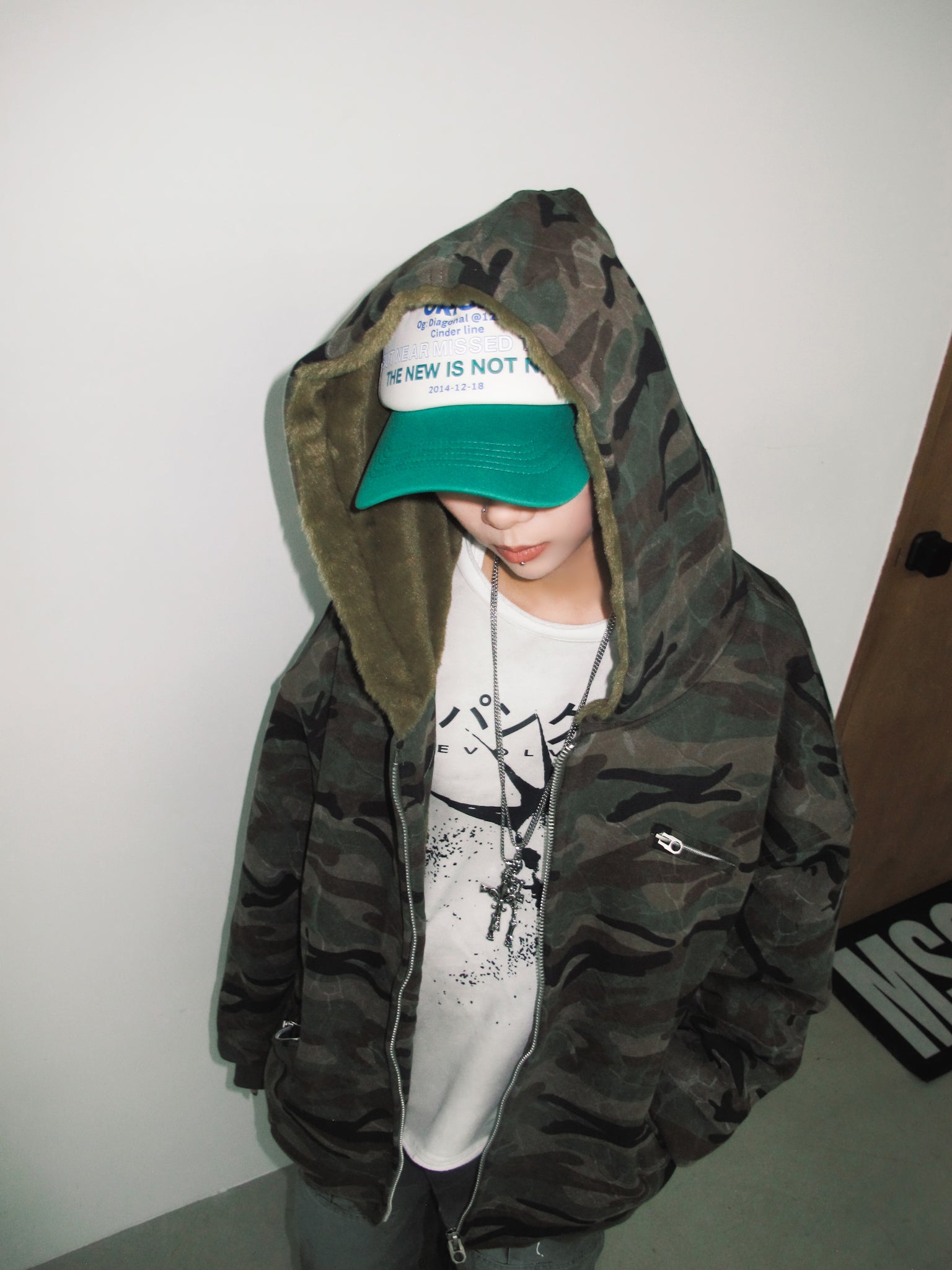 QS130B camouflage hoodie