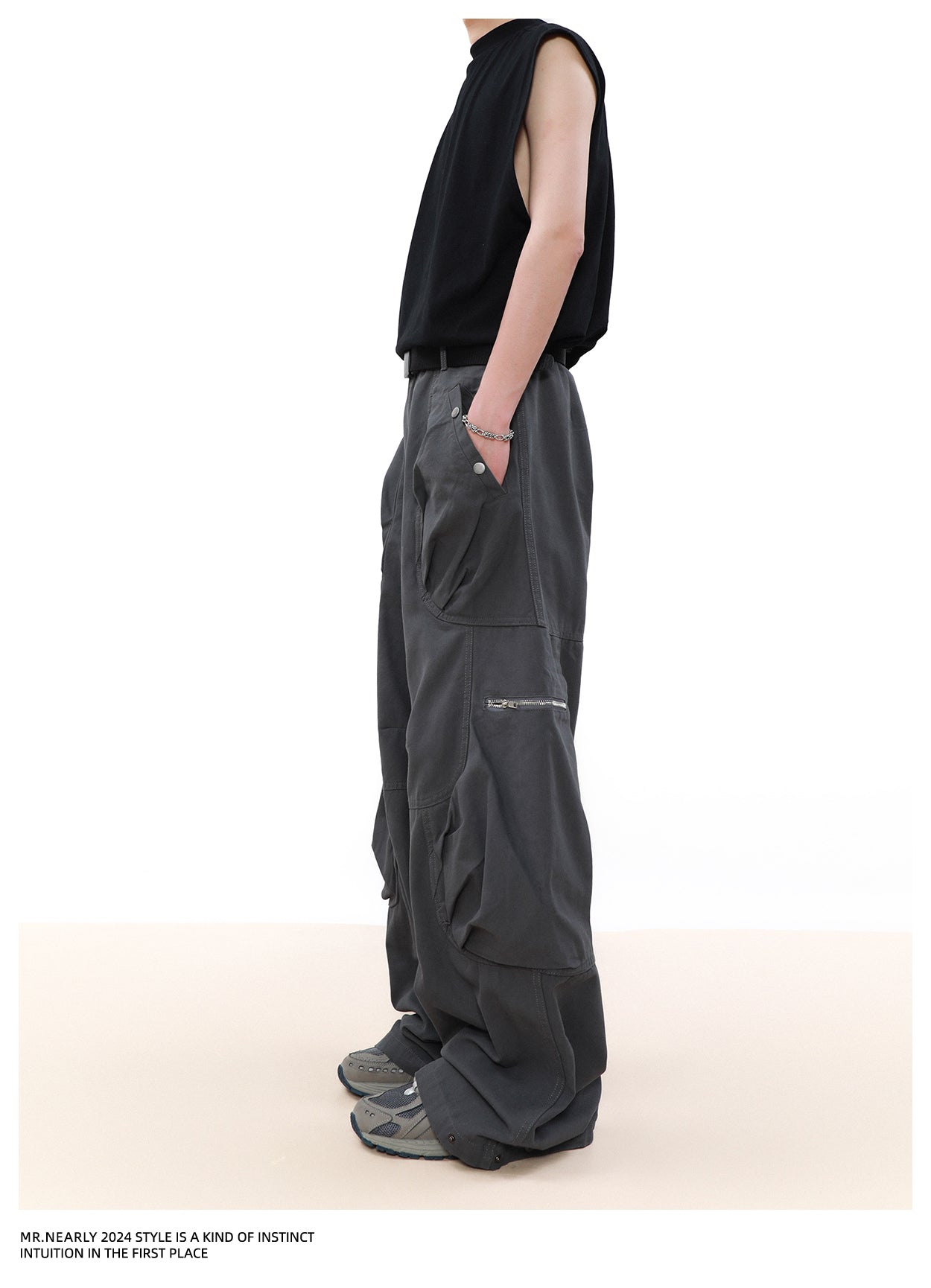 QS769A multi pocket pants