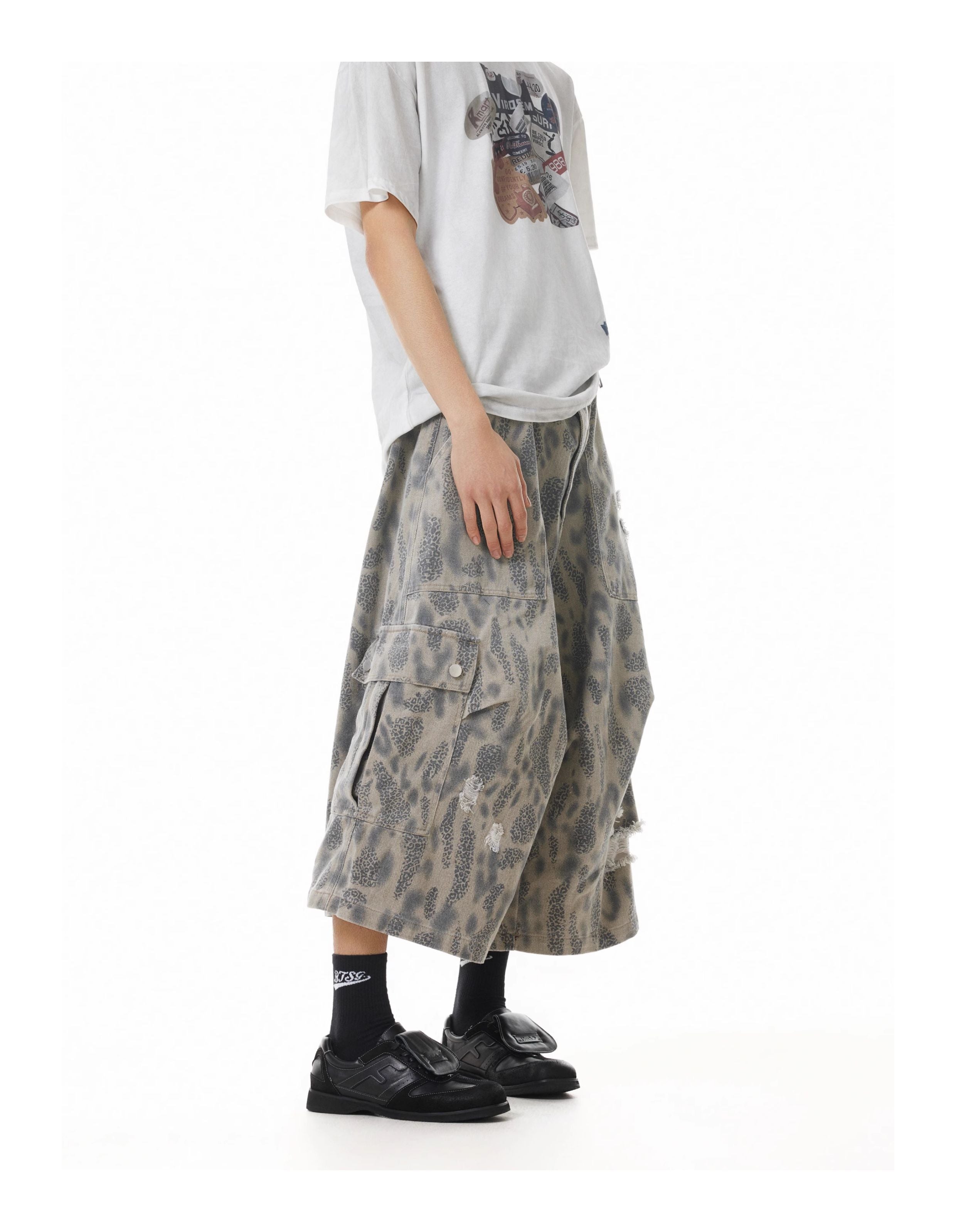 QS451B leopard shorts