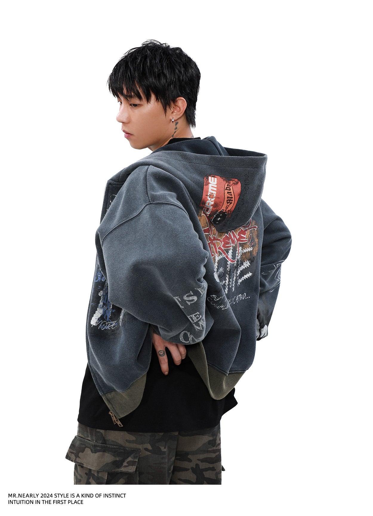 QS846A graffiti zip hoodie