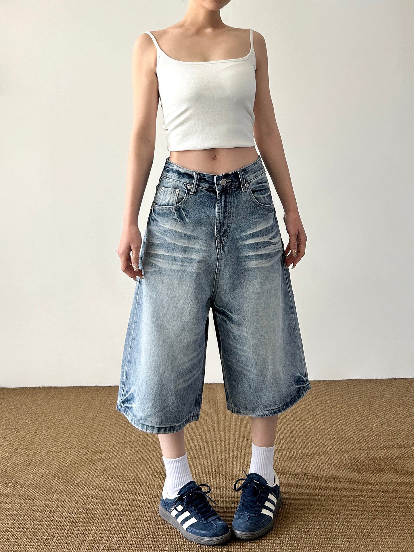 QS785B denim shorts