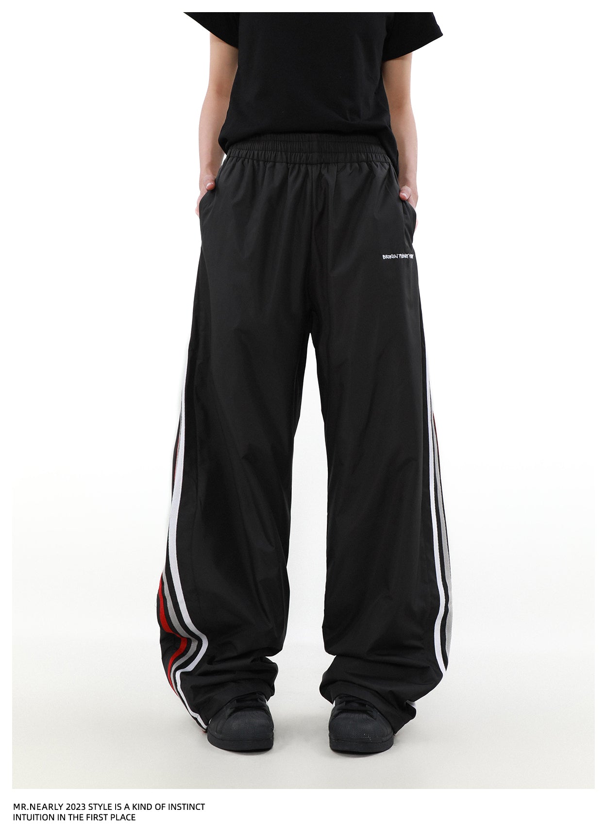 QS444A track pants