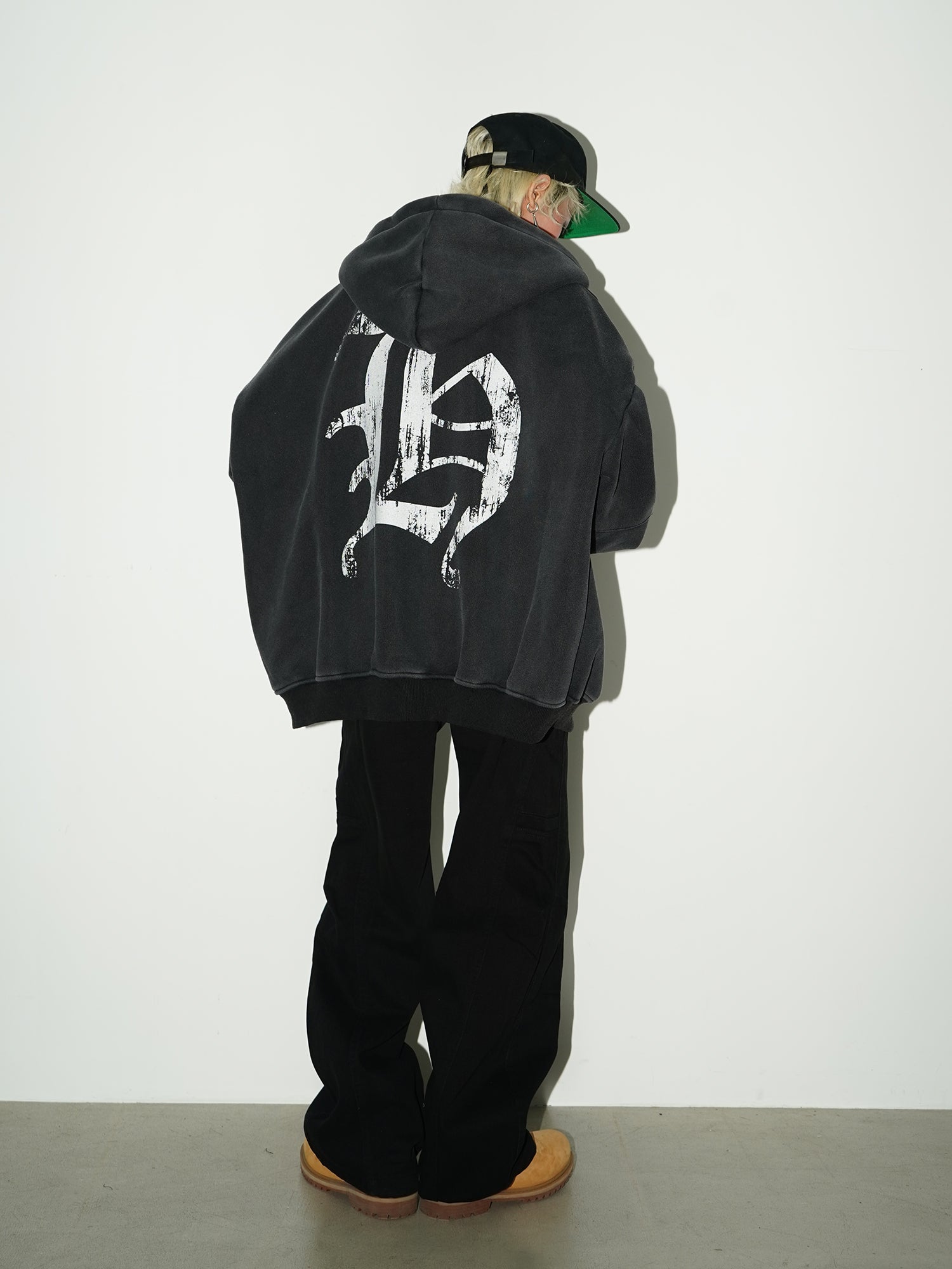 QS135B zip hoodie