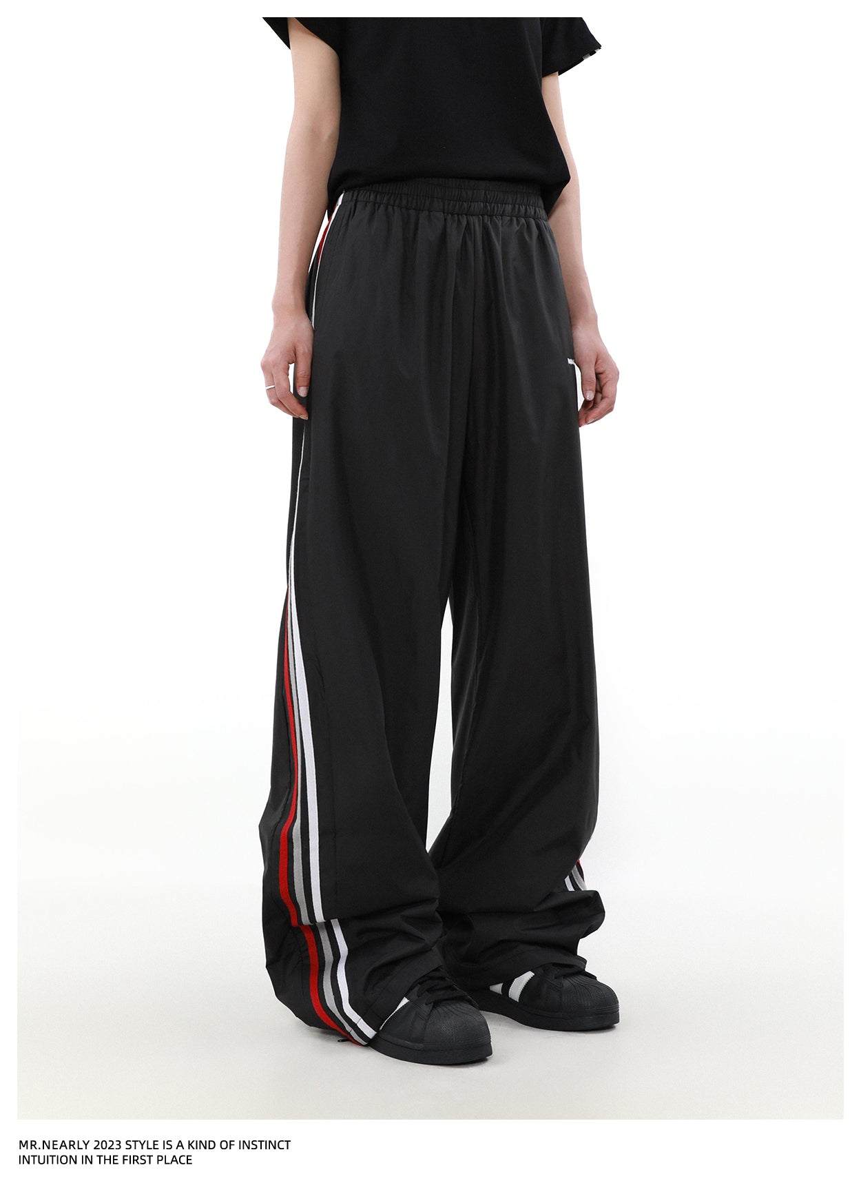 QS444A track pants