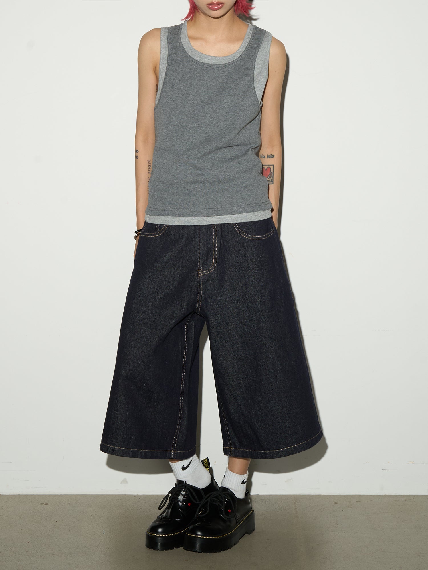QS530B denim shorts