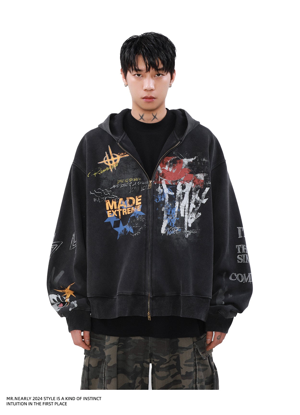 QS846A graffiti zip hoodie