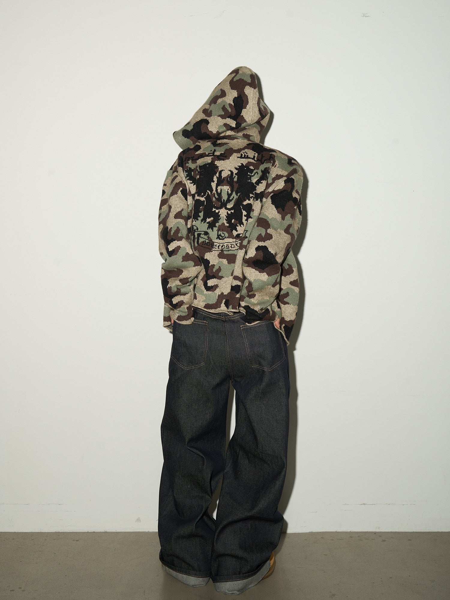 QS683B knit hoodie