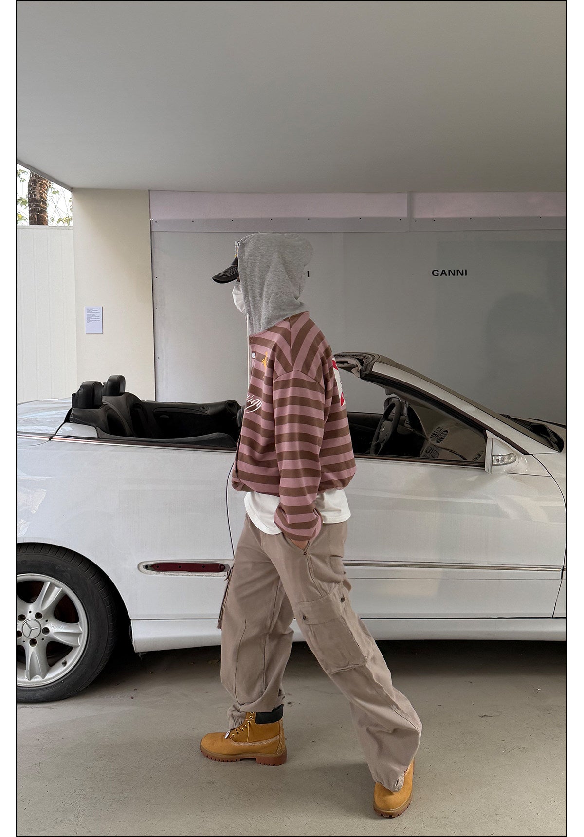 QS729B border hoodie