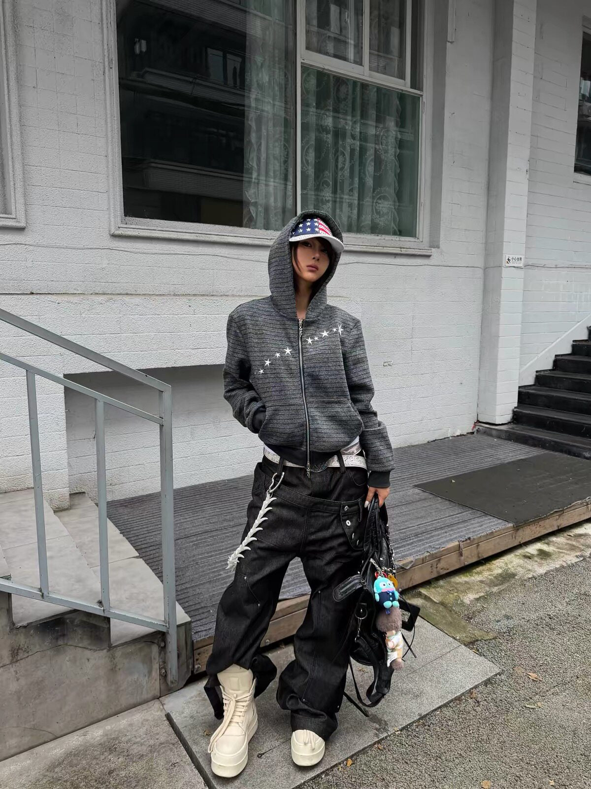 QS937B zip hoodie