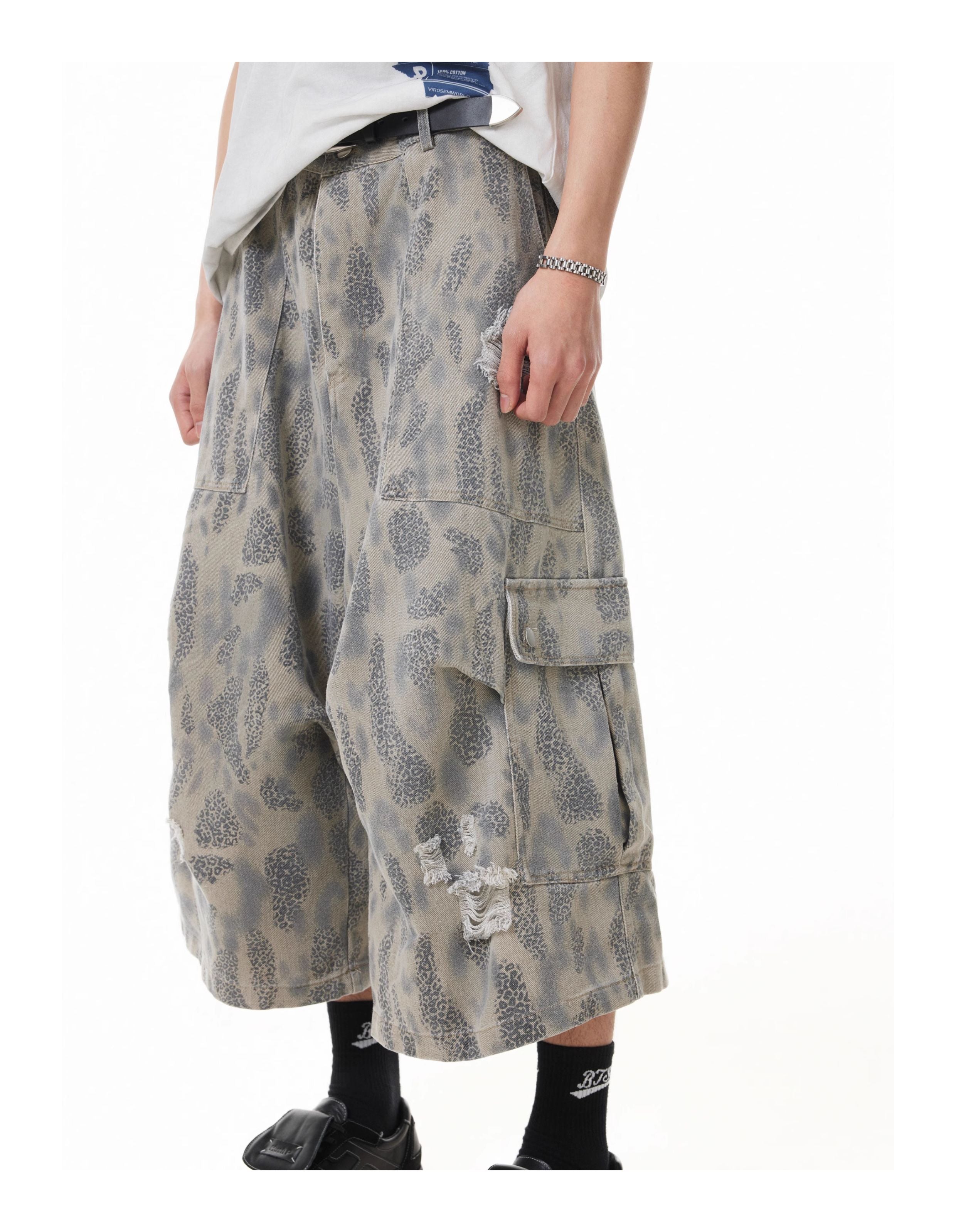 QS451B leopard shorts